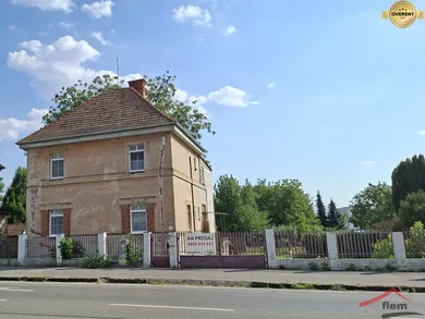 Domy na sprzedaż, 4-pokojowe, Vráble · €235 000