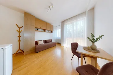 Byty na prenájom 1-izbový, Bratislava-Rača · €420