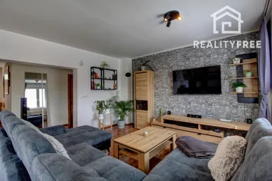 Na predaj dom, 156 m², Šamorín