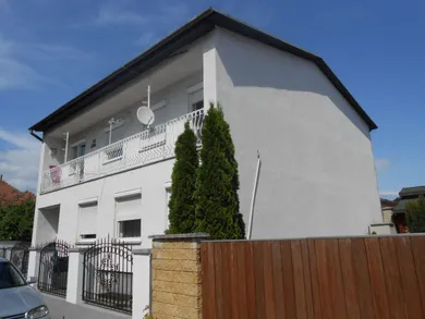 Na prenájom dom, Senec, Vrbenského