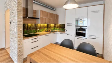 Na prenájom 2-izbový byt, 61 m², Bratislava-Lamač, Na barine