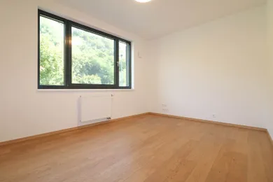 Na prenájom 3-izbový byt, 95 m², Bratislava-Staré Mesto, Žižkova