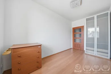 Na predaj 3-izbový byt, 70 m², Bratislava-Ružinov, Tomášikova 3A