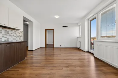 Na predaj 2-izbový byt, 56 m², Stupava, Marcheggská