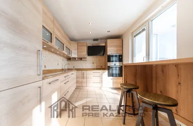 Na predaj 2-izbový byt, 60 m², Ružomberok, Vavra Šrobára