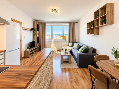 Na predaj 2-izbový byt, 42 m², Bratislava-Devínska Nová Ves