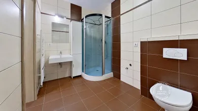 Na prenájom 2-izbový byt, 60 m², Stará Ľubovňa, Levočská