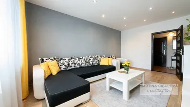 Na predaj 3-izbový byt, 73 m², Banská Bystrica, Javornícka