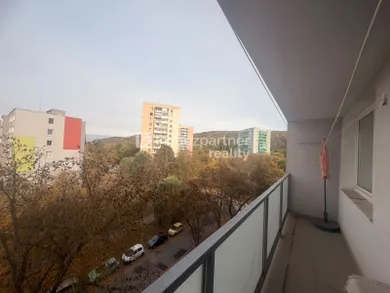 Byty na predaj 3-izbový, Košice-Nad jazerom · €204 000