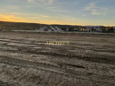 Na predaj pozemok, 669 m², Košice-Západ