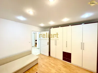 Na prenájom 3-izbový byt, 90 m², Bratislava-Devín, Kremeľská