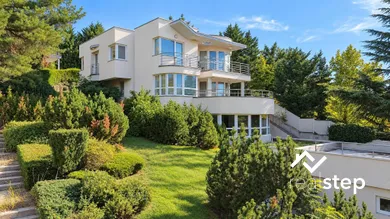 Domy na sprzedaż, Bratislava-Nové Mesto · €1 550 000