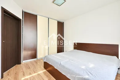 Na prenájom 2-izbový byt, 48 m², Bratislava-Podunajské Biskupice