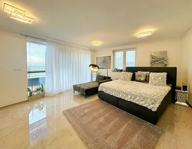 Na predaj 4-izbový dom, 350 m², Bratislava-Staré Mesto