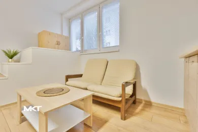 Na prenájom 1-izbový byt, 19 m², Zvolen, Študentská
