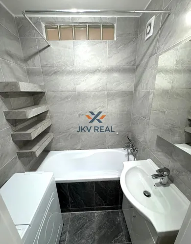 Na prenájom 2-izbový byt, 41 m², Nitra, Schurmannova