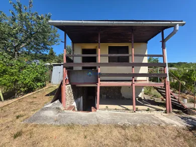 Na predaj 1-izbový rekreačný dom, 19 m², Sady nad Torysou