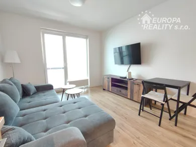 Квартири в оренду, 2-кімнатні, Bratislava-Ružinov · €700
