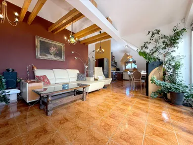 Mieszkania na wynajem, 5-pokojowe, Bratislava-Staré Mesto · €1200