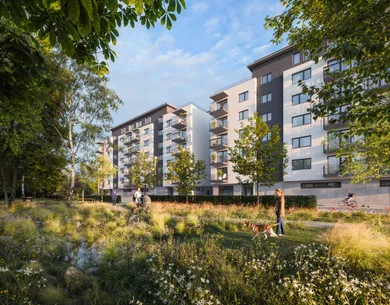 Na predaj 4-izbový byt, 119 m², Galanta, Kolónia