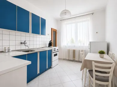 Na predaj 6-izbový dom, 90 m², Topoľníky