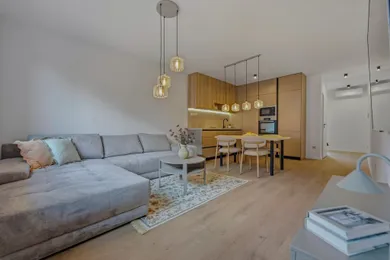 Na predaj 4-izbový byt, 92 m², Trnava, Trnava / Pekárska