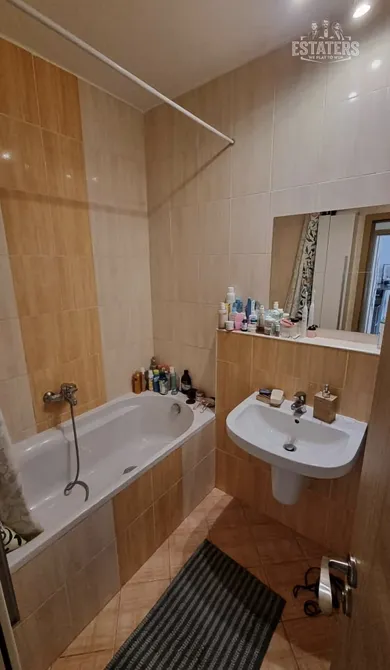 Na prenájom 2-izbový byt, 62 m², Bratislava-Karlova Ves, Staré grunty