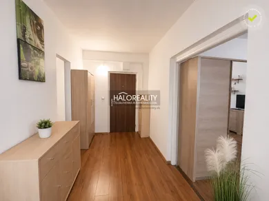 Na predaj 1-izbový byt, 34 m², Liptovský Mikuláš