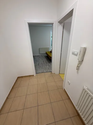 Na predaj 2-izbový byt, 42 m², Dunajská Streda