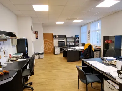 Na prenájom komerčné, 275 m², Bratislava-Podunajské Biskupice