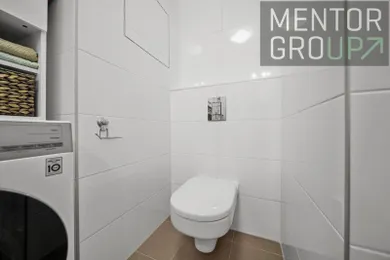 Na predaj 1-izbový byt, 35 m², Bratislava-Petržalka, Žltá