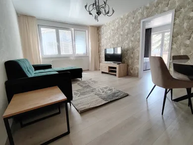 Byty na prenájom 2-izbový, Žilina · €800