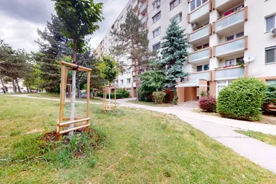 Mieszkania na sprzedaż, 4-pokojowe, Bratislava-Devínska Nová Ves · €254 900