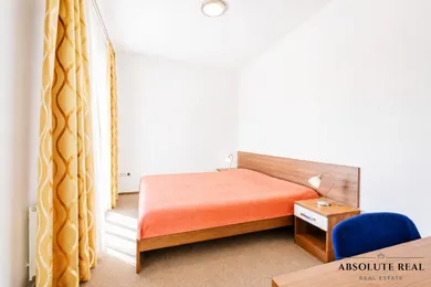 Na prenájom 2-izbový byt, 40 m², Bratislava-Petržalka, Betliarska