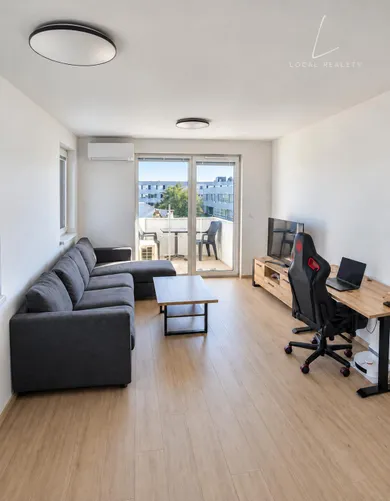 Na prenájom 2-izbový byt, 48 m², Bratislava-Rača, -