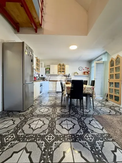 Na predaj 5-izbový byt, 110 m², Dunajská Streda, Nová Ves