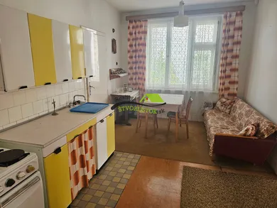 Na predaj 3-izbový dom, 102 m², Gbely, Naftárska