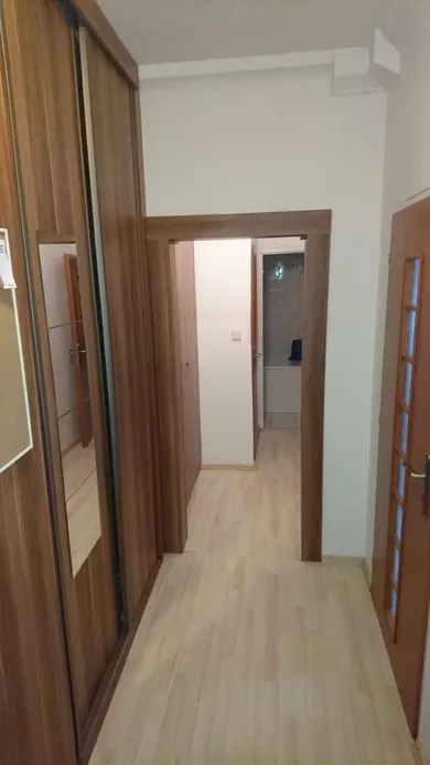 Na prenájom 1-izbový byt, 46 m², Bratislava-Ružinov, Zálužická