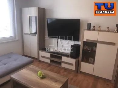 Na predaj 2-izbový byt, 52 m², Dubnica nad Váhom