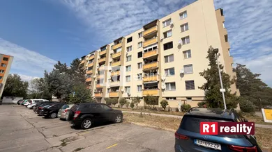 Byty na predaj 3-izbový, Hlohovec · €155 800