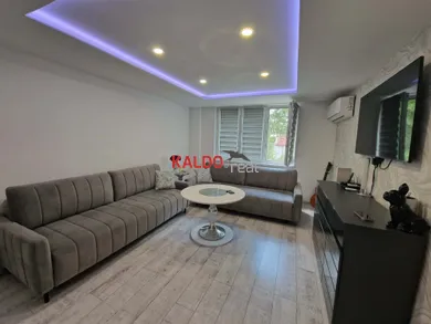 Na predaj 4-izbový byt, 73 m², Trnava, Ulica Jána Hajdóczyho