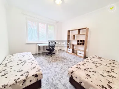 Na prenájom byt v Bratislava-Ružinov · €580 · Dokončené