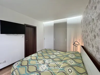 Na predaj 3-izbový byt, 61 m², Šurany