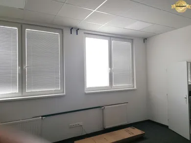 Na prenájom komerčné, Žarnovica, Hronská