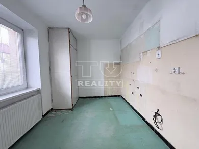 Na predaj 2-izbový byt, 57 m², Trenčín