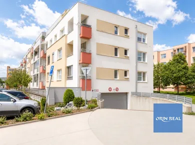 Byty na prenájom 2-izbový, Pezinok · €650