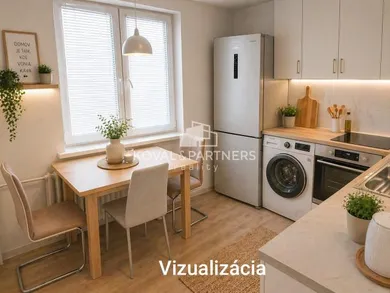 Na predaj 3-izbový byt, 68 m², Nitra, Štúrova