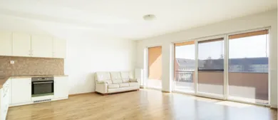 Mieszkania na sprzedaż, 3-pokojowe, Dunajská Streda · €185 000