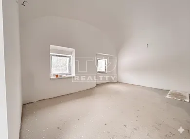 Na predaj objekt, 42 m², Nitra