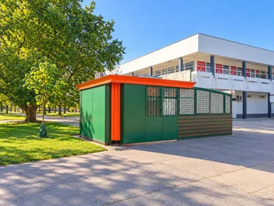 Na prenájom komerčné, 25 m², Bratislava-Ružinov, Seberíniho